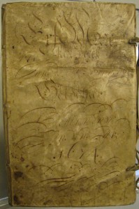 Perkamenten omslag van het markenboek van Gelselaar, dat aangelegd is in 1674. (Gelders Archief)